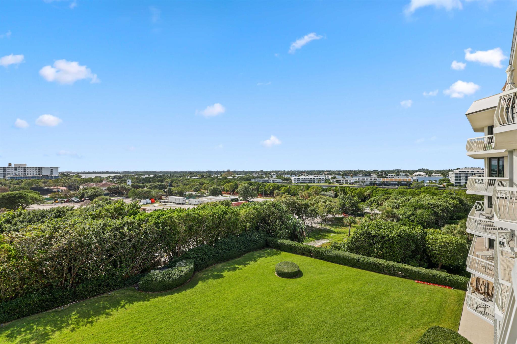 TWENTY ONE HUNDRED CONDO - Residential