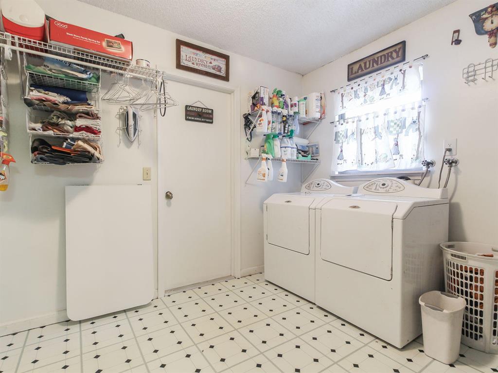 ACREAGE - Residential