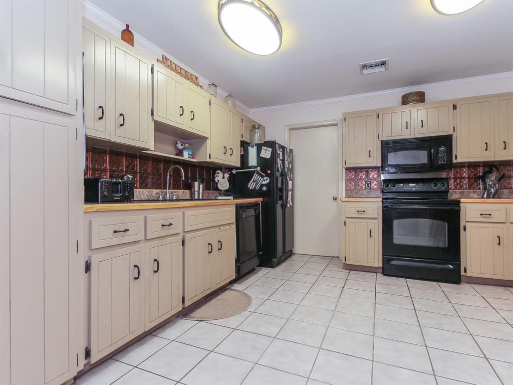 ACREAGE - Residential