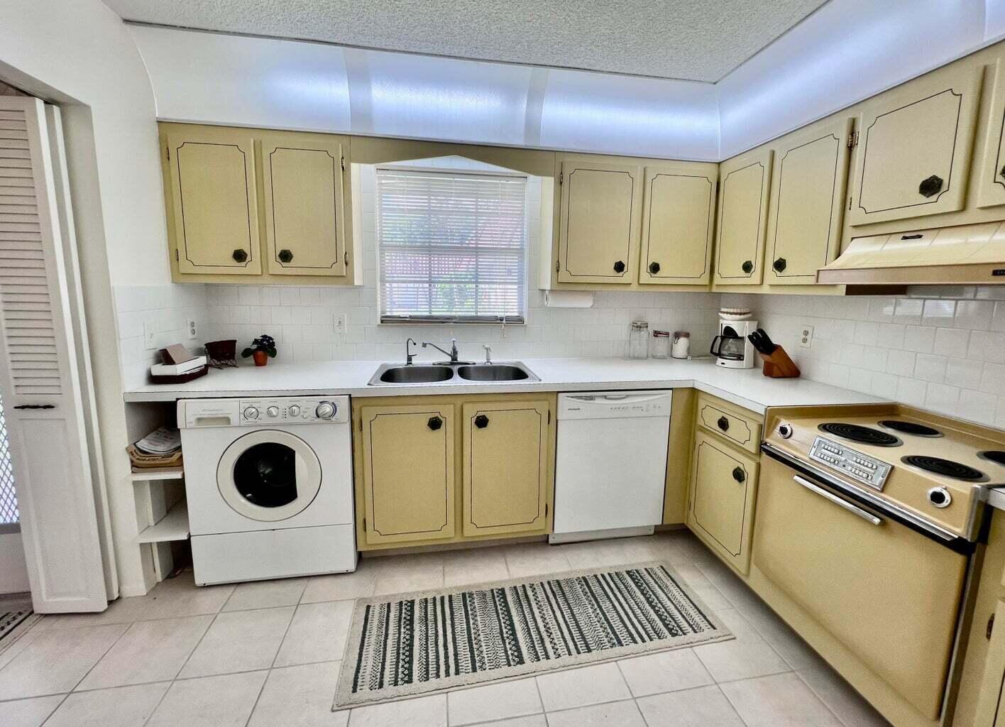 COVERED BRIDGE CONDO - Residential Lease