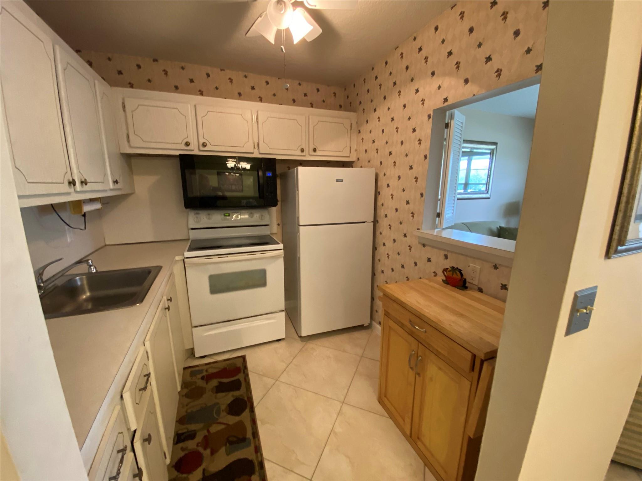 Century Village East - Residential