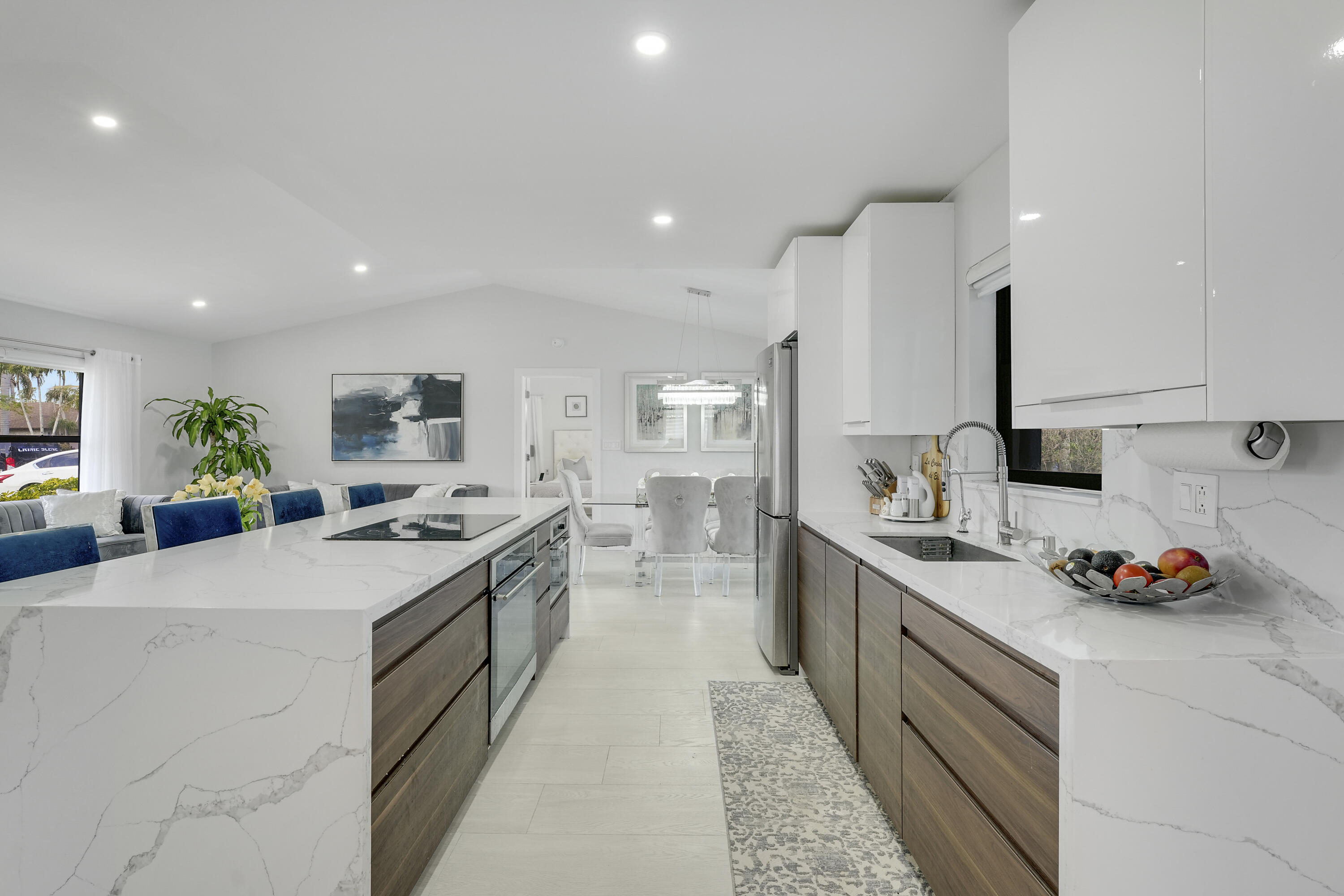 SUGAR POND MANOR OF WELLINGTON - Residential