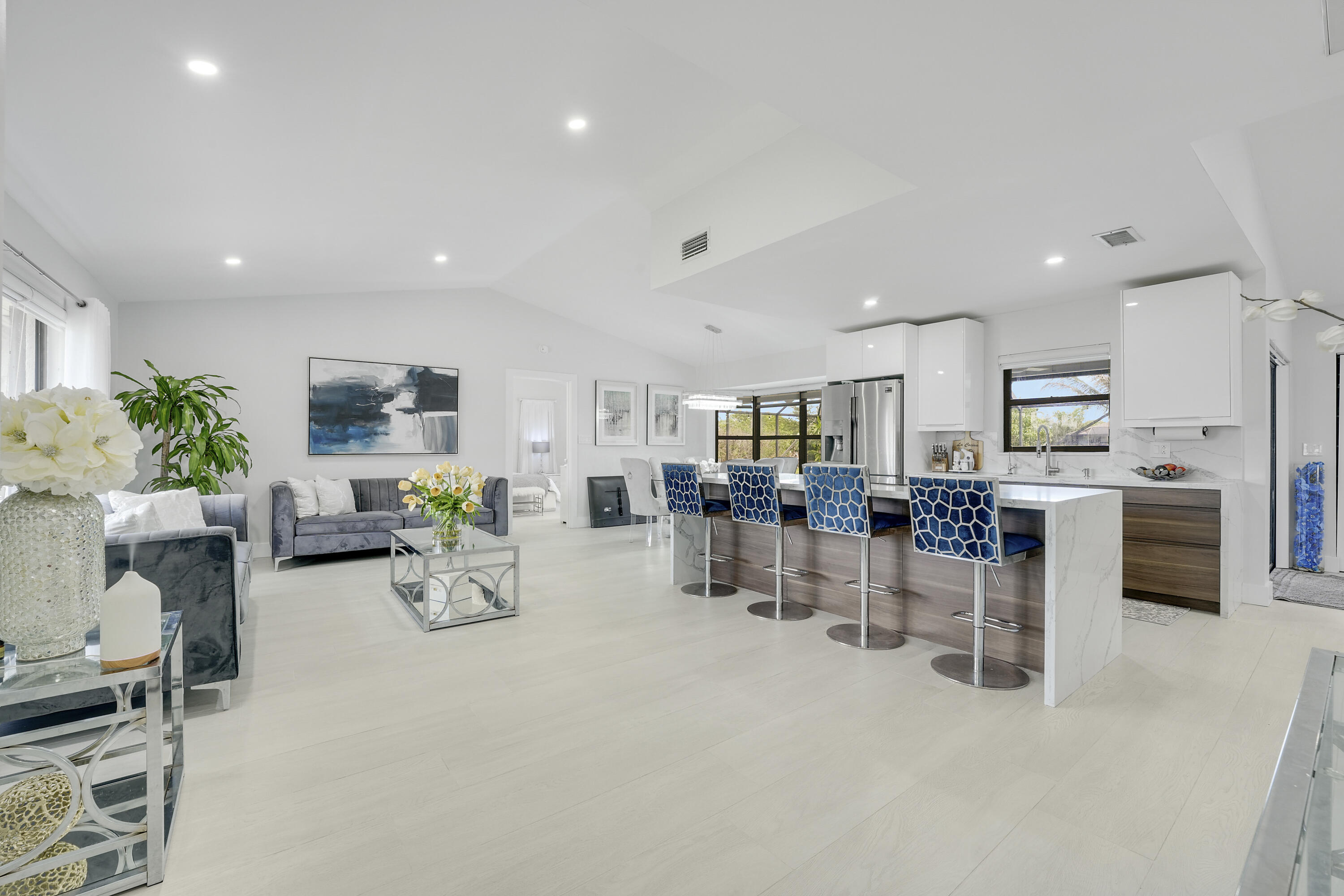 SUGAR POND MANOR OF WELLINGTON - Residential