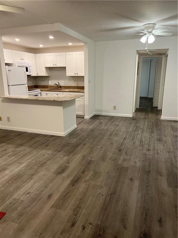 NEWPORT V CONDO - Residential Lease