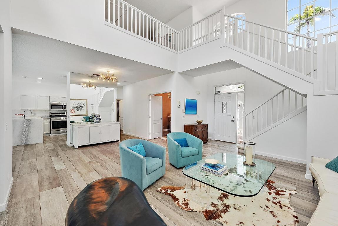 8208 Heritage Club Drive