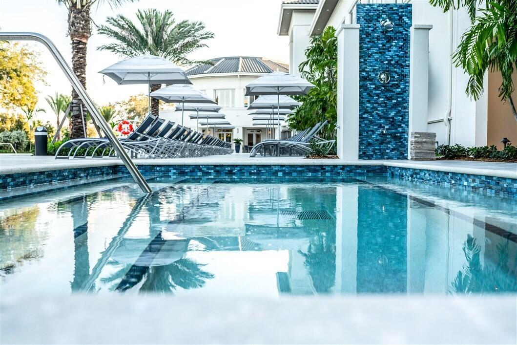 Mizner Country Club - Residential
