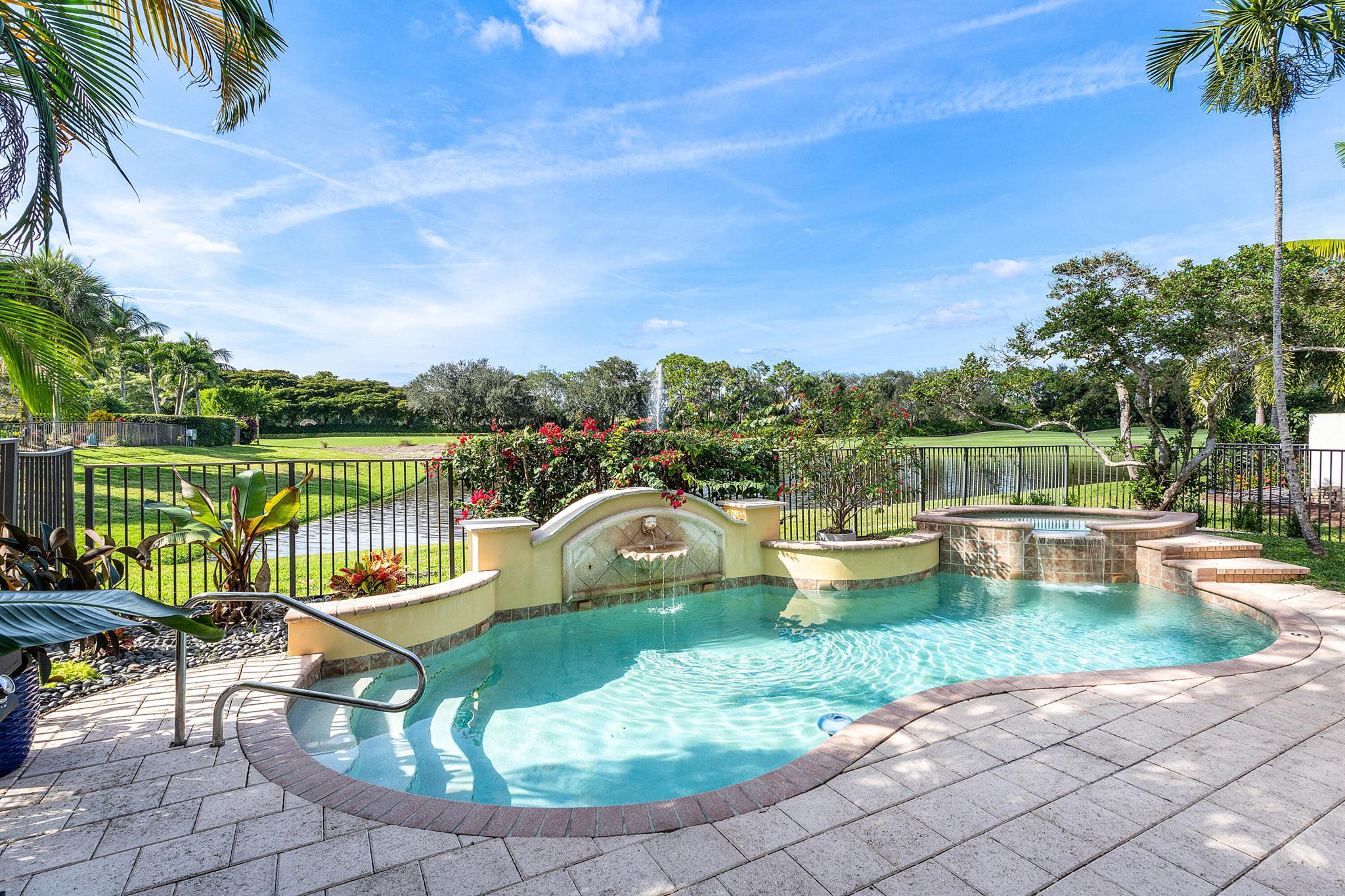 Mizner Country Club - Residential