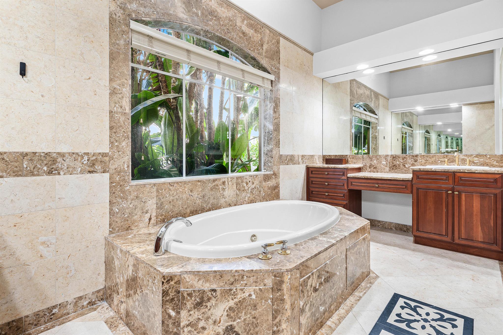 Mizner Country Club - Residential