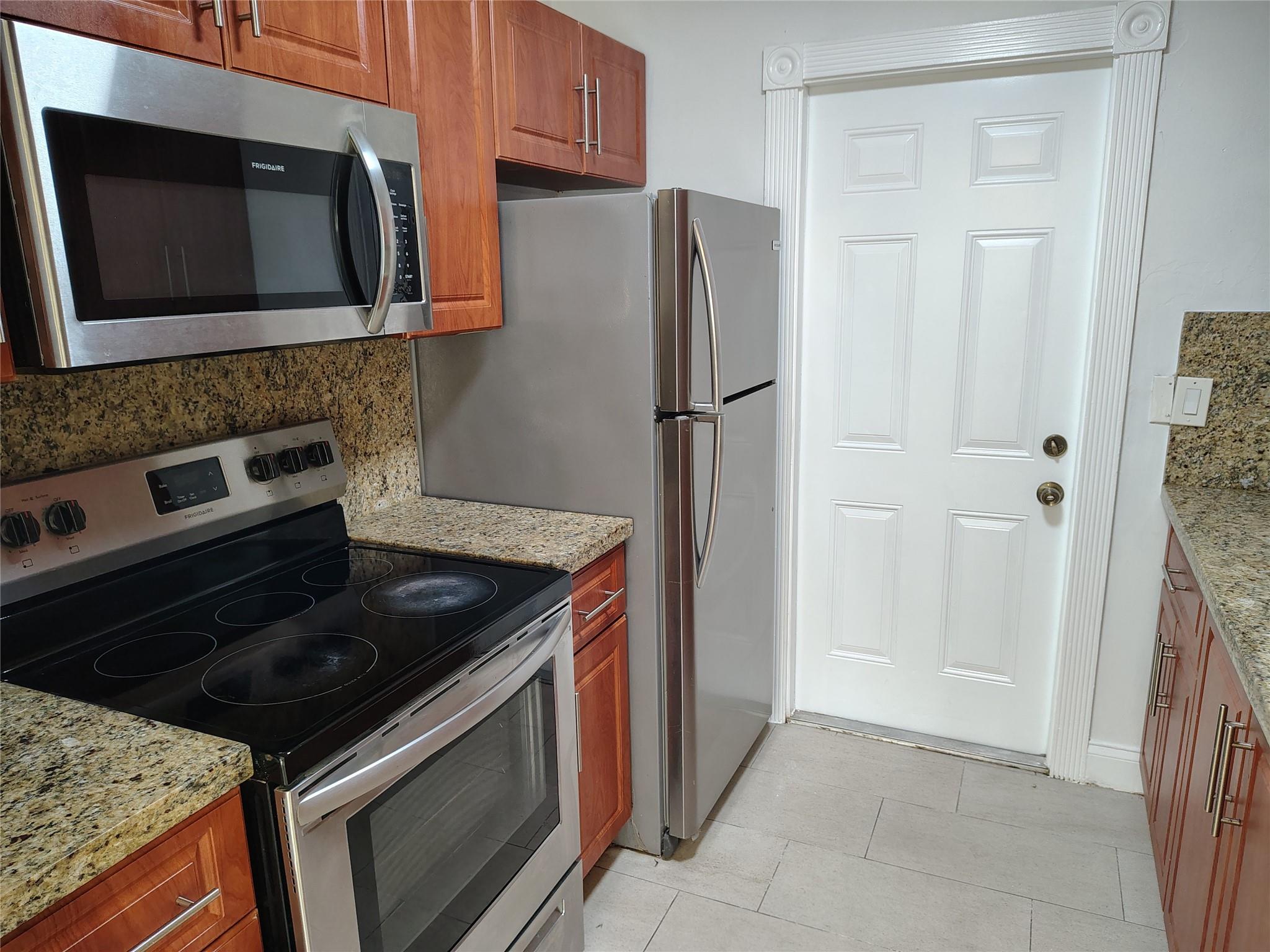 Coral Spgs Sub 1 59-30 B - Residential Lease