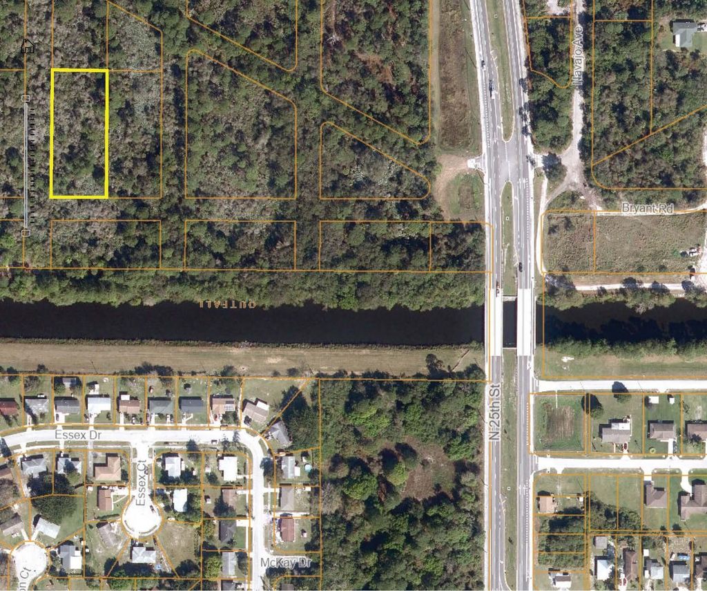 Photo of Tbd W Dixie Boulevard, Fort Pierce, FL 34946 (MLS # R11014407)