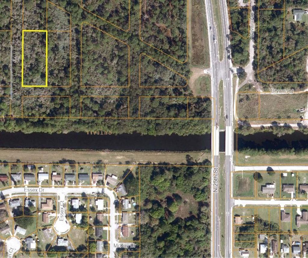 Photo of Tbd W Dixie Boulevard, Fort Pierce, FL 34946 (MLS # R11014407)