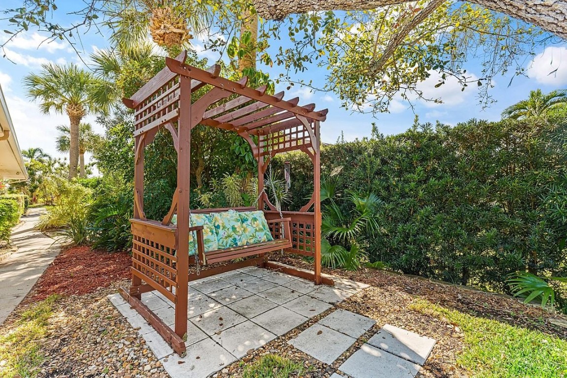 Cache Cay Sub - Residential