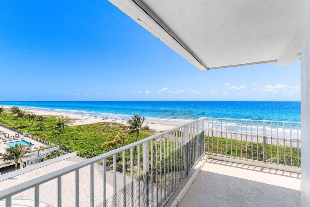 Photo of 3000 S Ocean Boulevard #6010, Boca Raton, FL 33432 (MLS # R11089907)