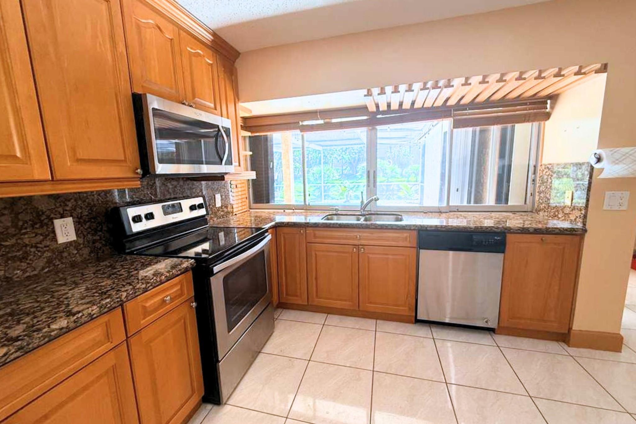 WESTVIEW SEC 1 PART 1 - Residential