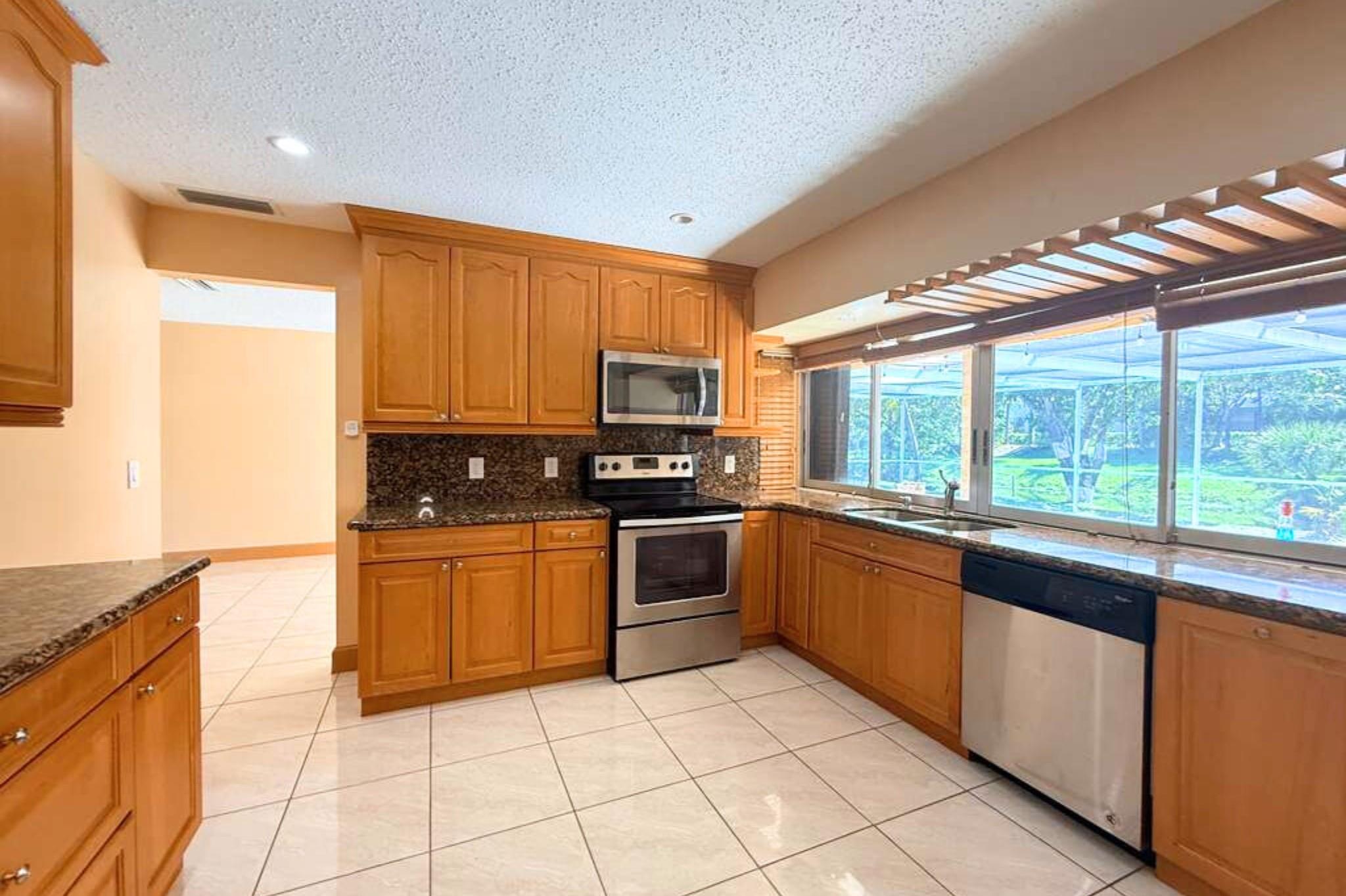 WESTVIEW SEC 1 PART 1 - Residential