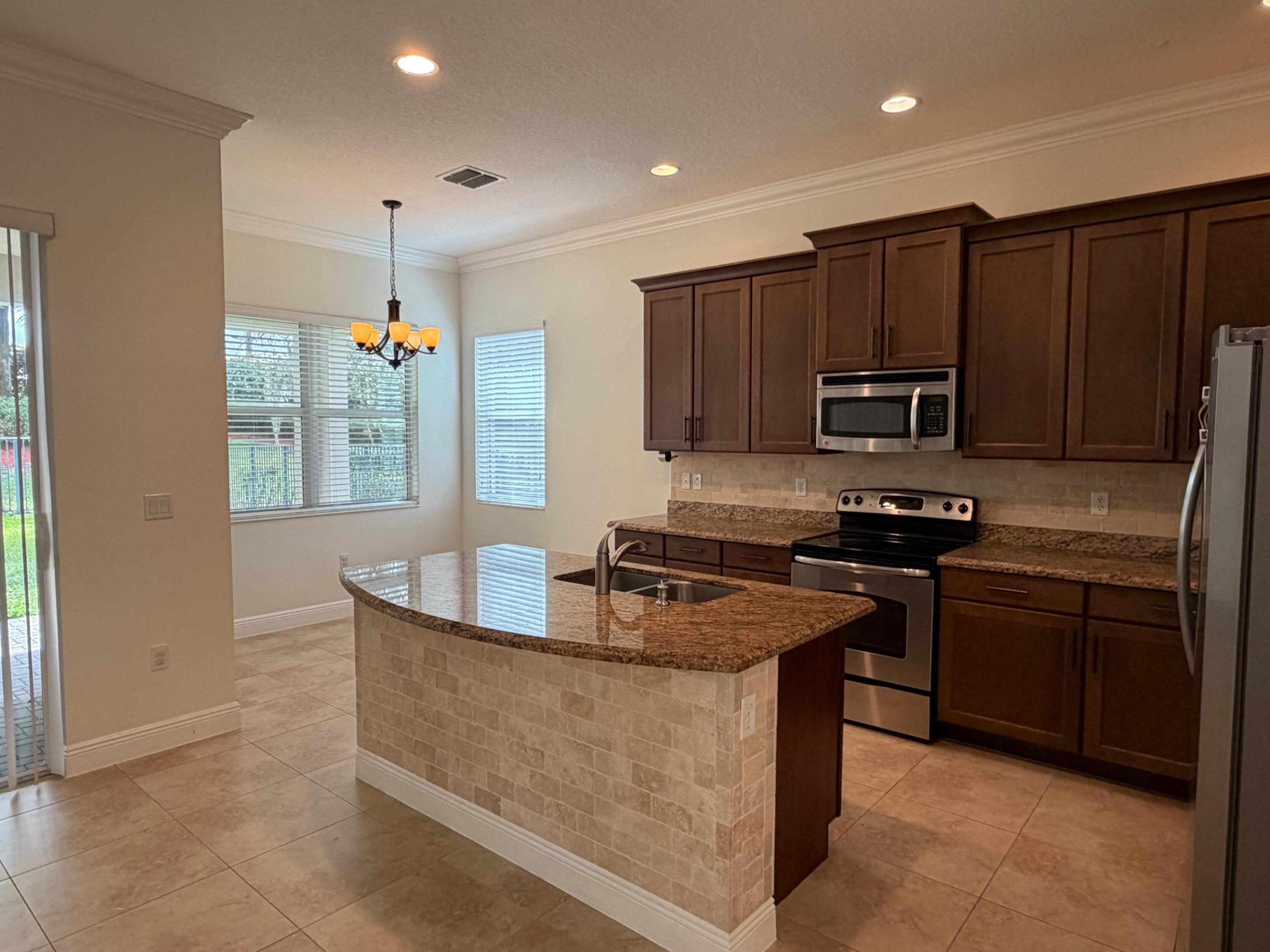 PORTOSOL REPL NO 2 - Residential Lease