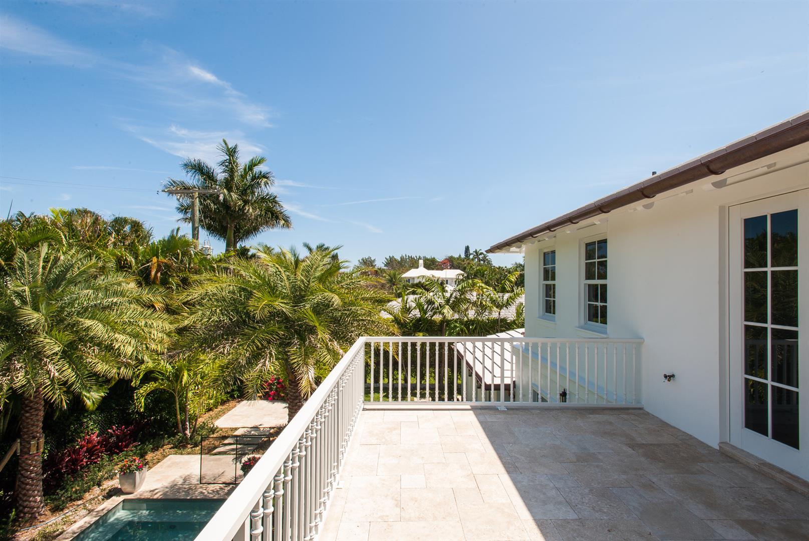 EAST SHORE - Residential