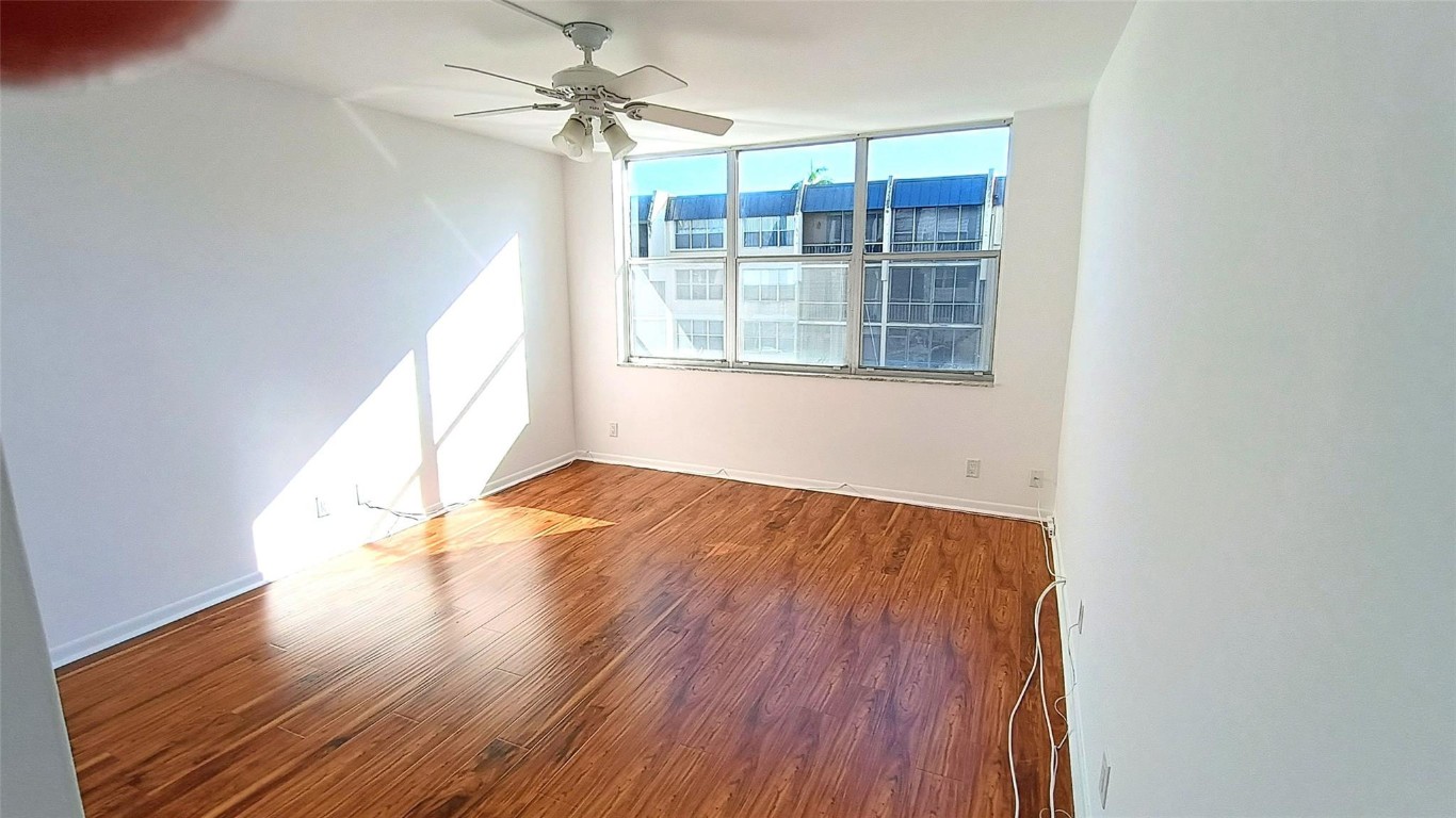 Island Club Four Condo - Residential Lease