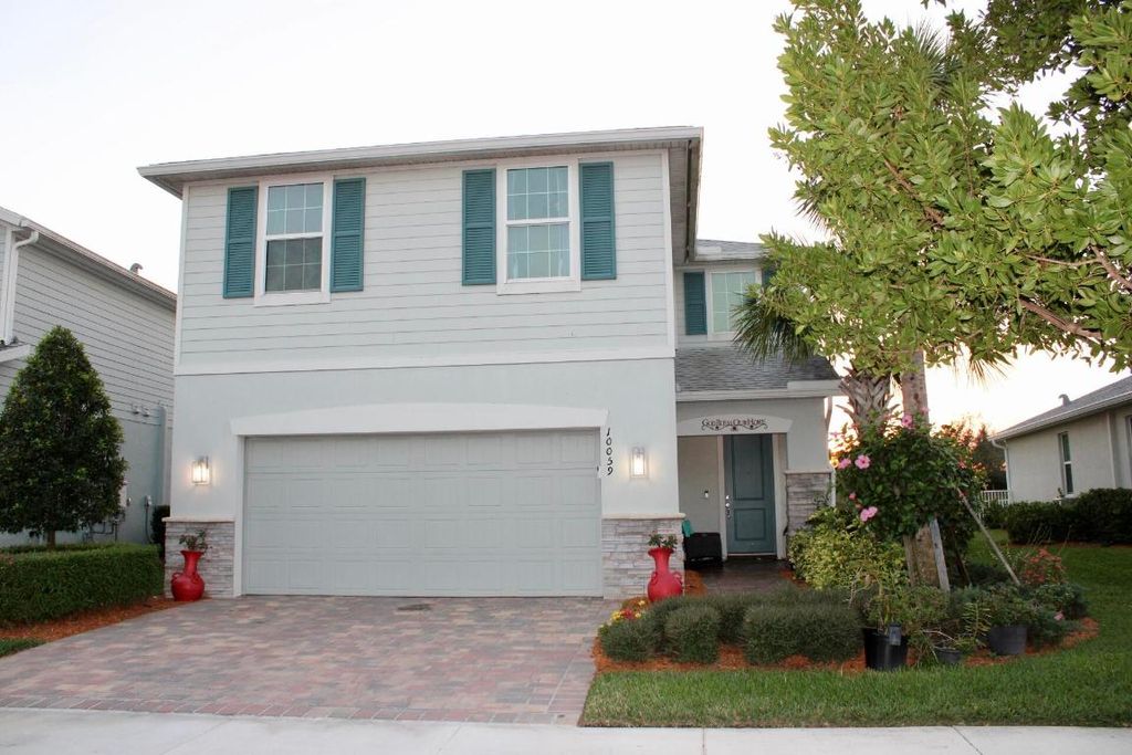 Photo of 10059 SW Captiva Drive, Port Saint Lucie, FL 34987 (MLS # R11157002)