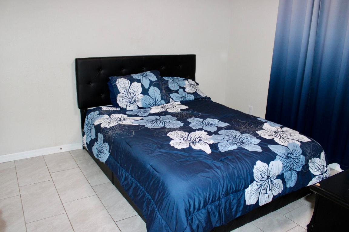 PULTE AT TRADITION PHASE 1 - Residential