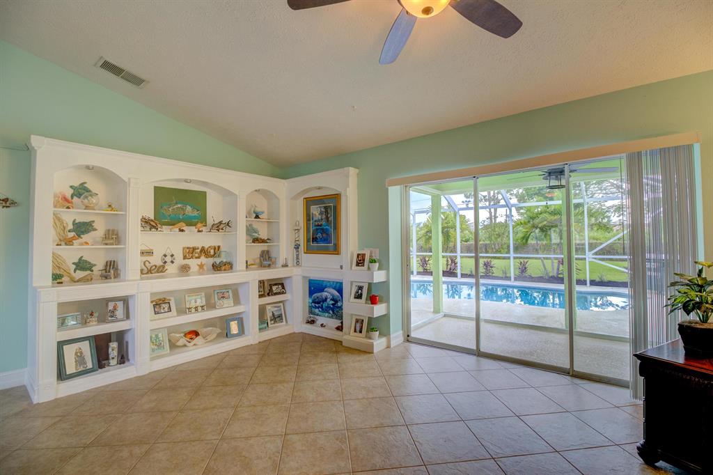 PORT ST LUCIE SECTION 37 - Residential