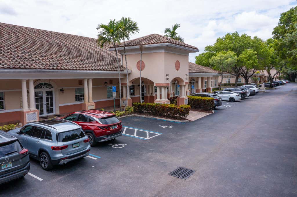 Photo of 102 NW 100th Avenue, Plantation, FL (MLS # B26038344)