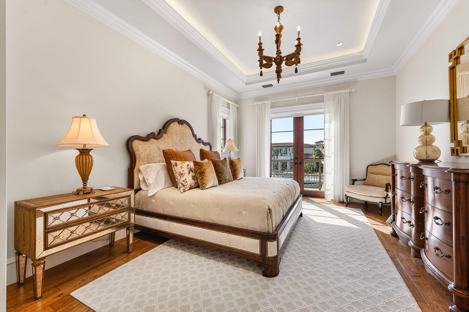 ROYAL PALM YACHT & COUNTRY CLUB - Residential