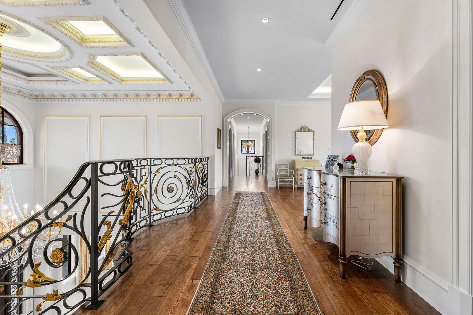 ROYAL PALM YACHT & COUNTRY CLUB - Residential