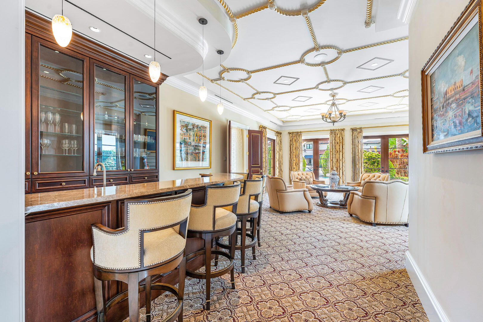 ROYAL PALM YACHT & COUNTRY CLUB - Residential