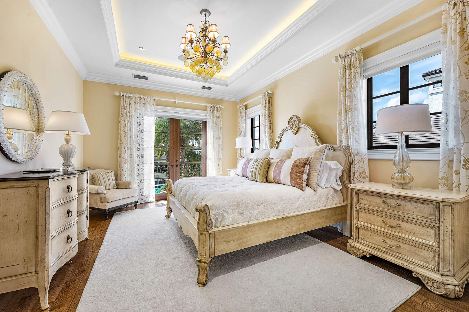 ROYAL PALM YACHT & COUNTRY CLUB - Residential