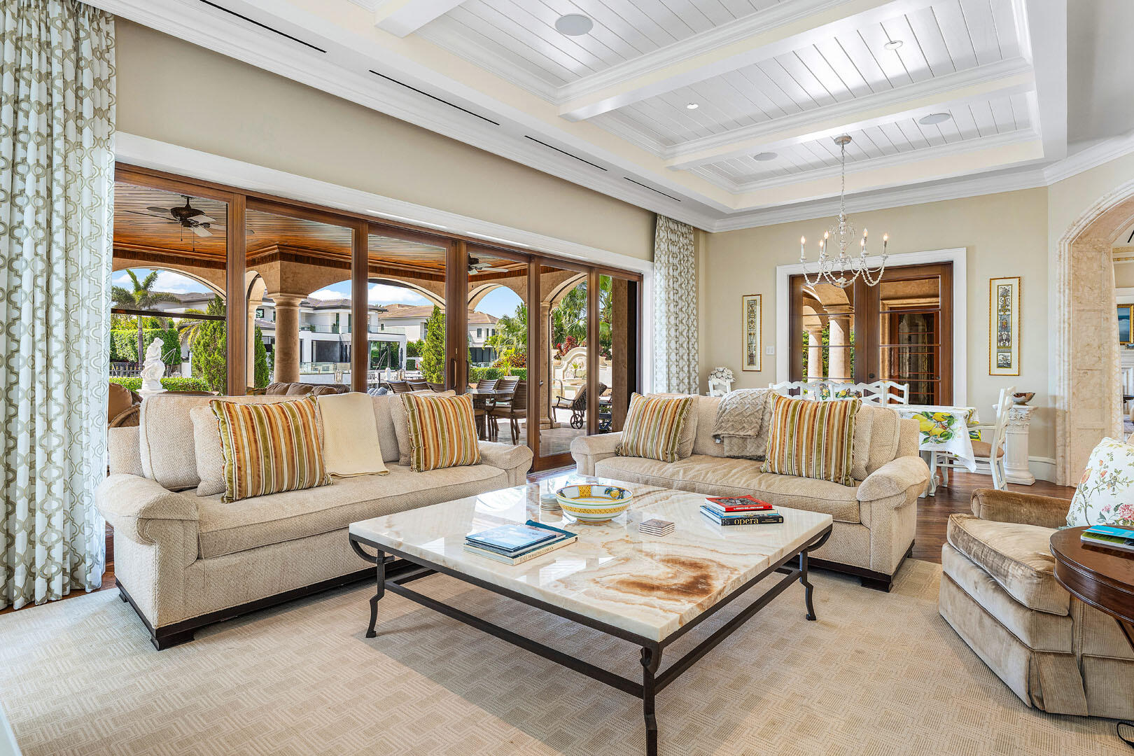 ROYAL PALM YACHT & COUNTRY CLUB - Residential