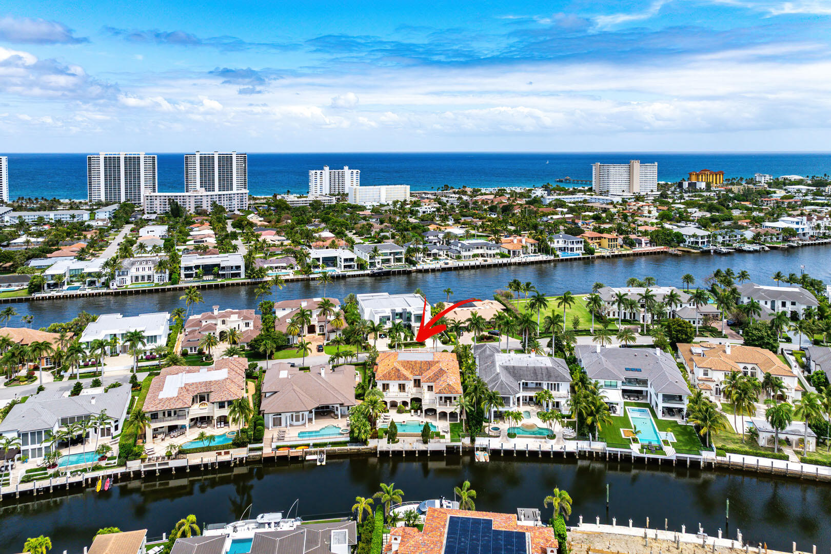 ROYAL PALM YACHT & COUNTRY CLUB - Residential