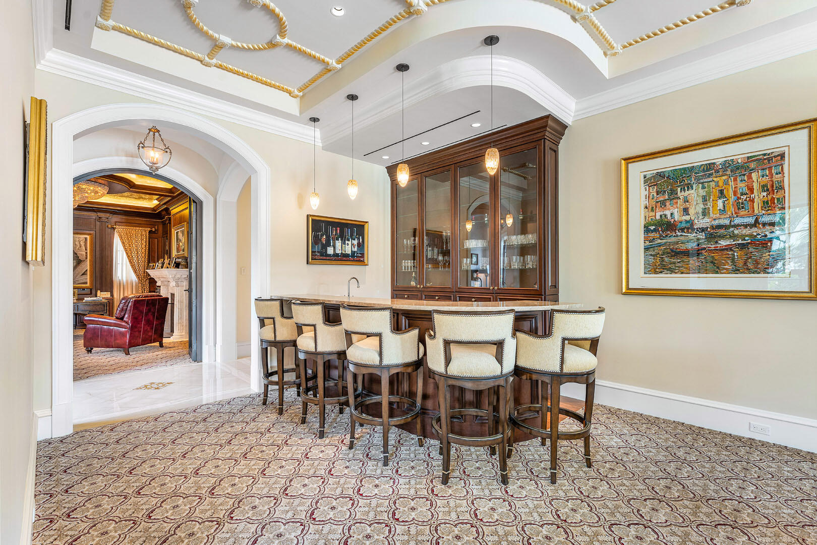 ROYAL PALM YACHT & COUNTRY CLUB - Residential