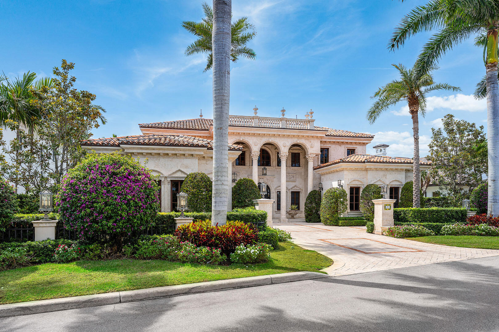 443 E Alexander Palm Road