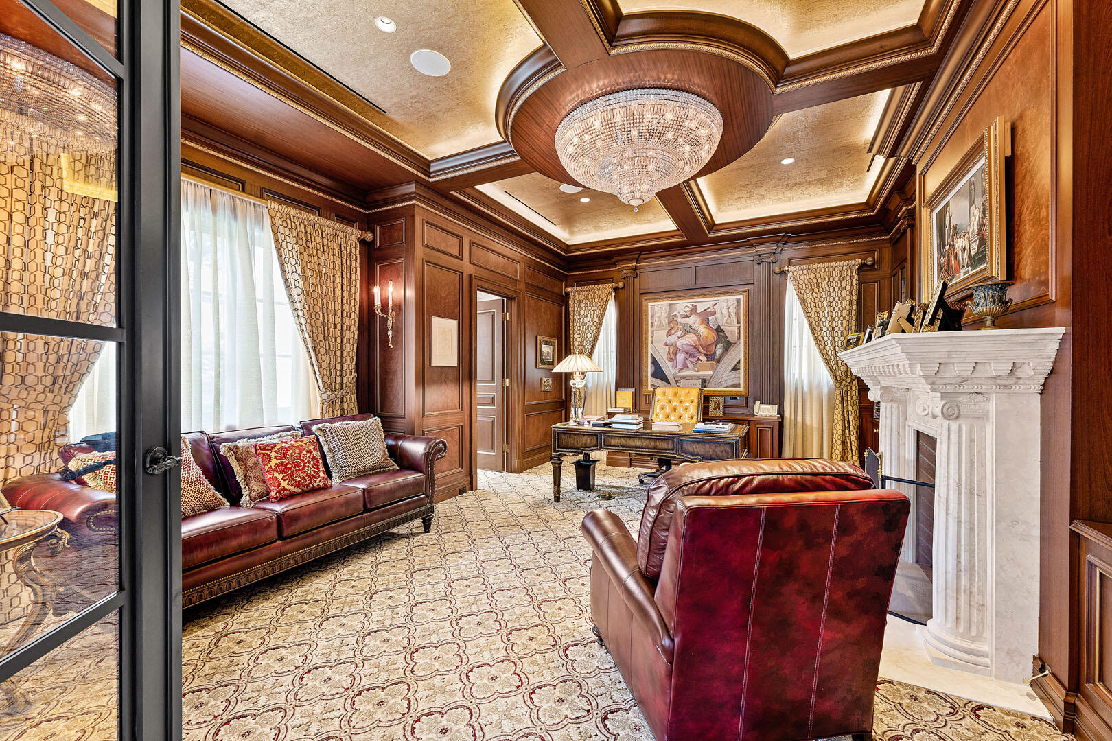 ROYAL PALM YACHT & COUNTRY CLUB - Residential