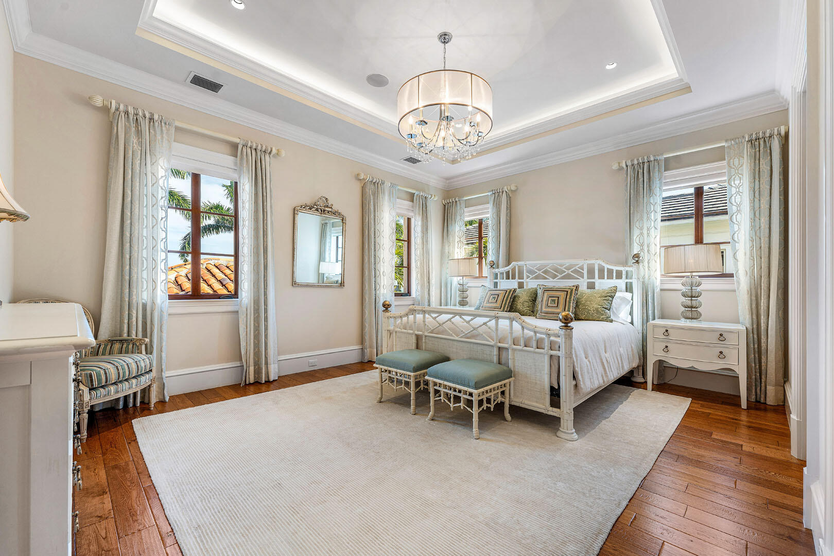 ROYAL PALM YACHT & COUNTRY CLUB - Residential