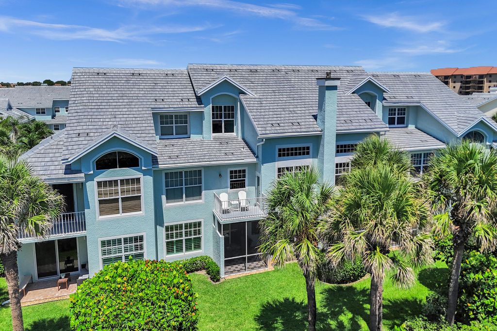 Photo of 606 Mainsail Circle, Jupiter, FL 33477 (MLS # R10978034)