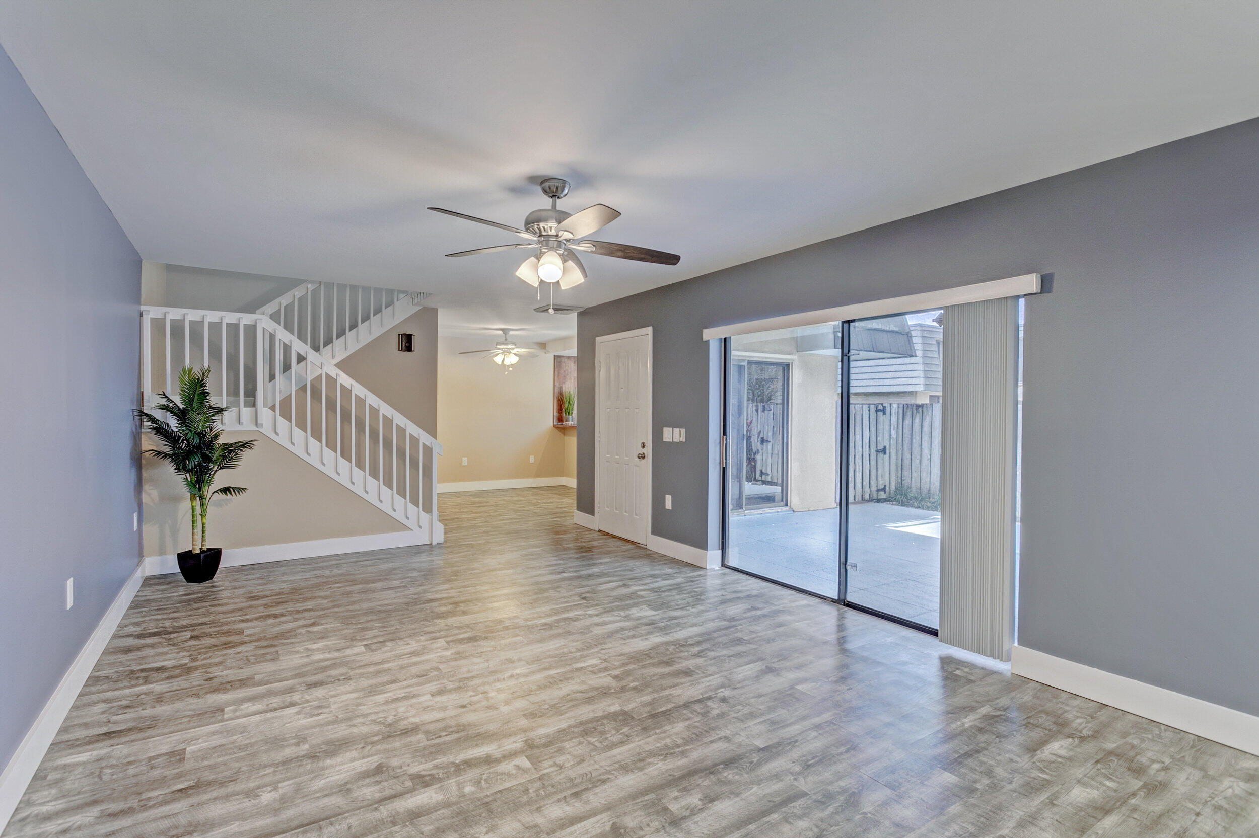 VILLAGE OF SANDALWOOD LAK - Residential Lease