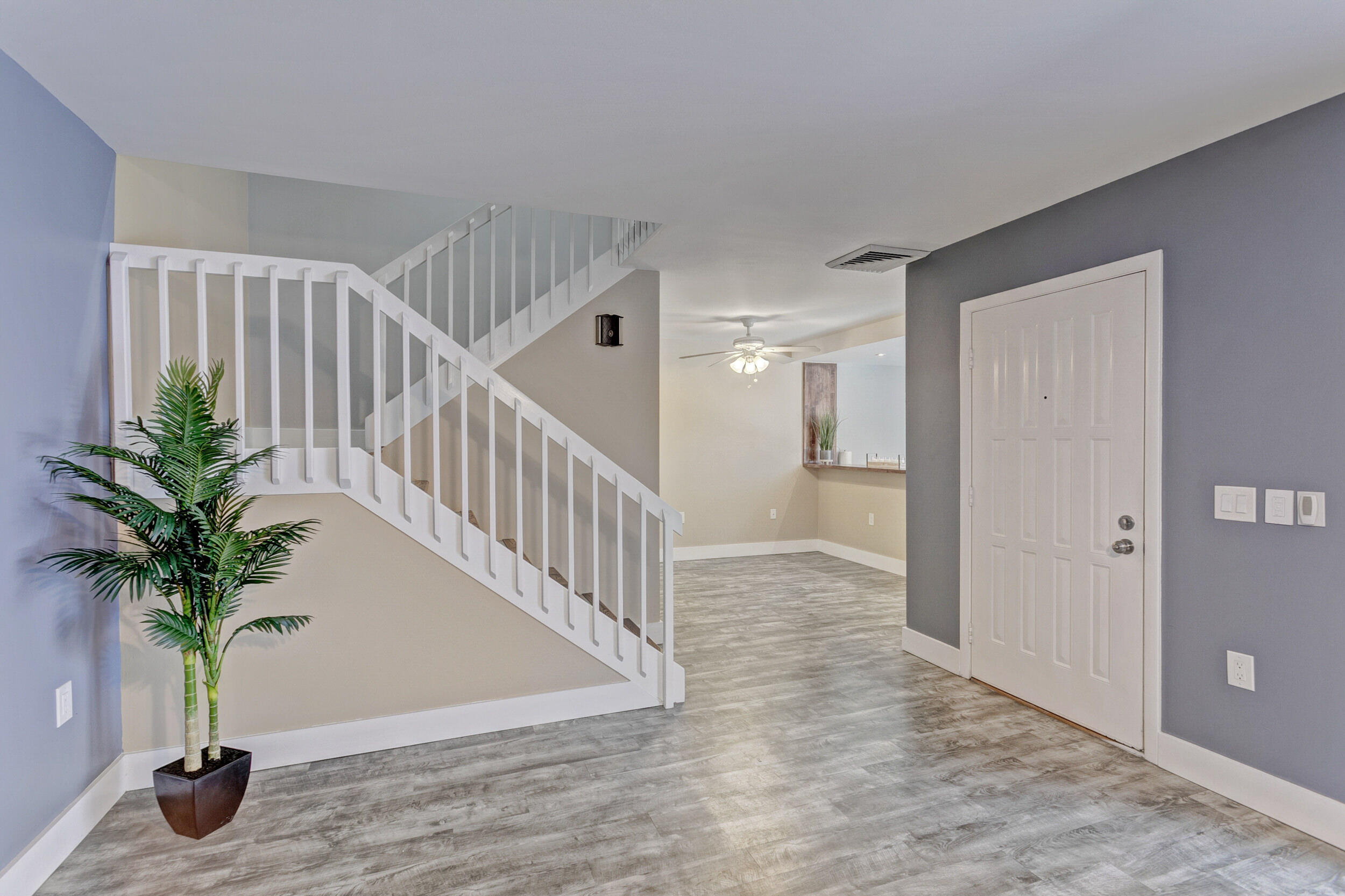 VILLAGE OF SANDALWOOD LAK - Residential Lease