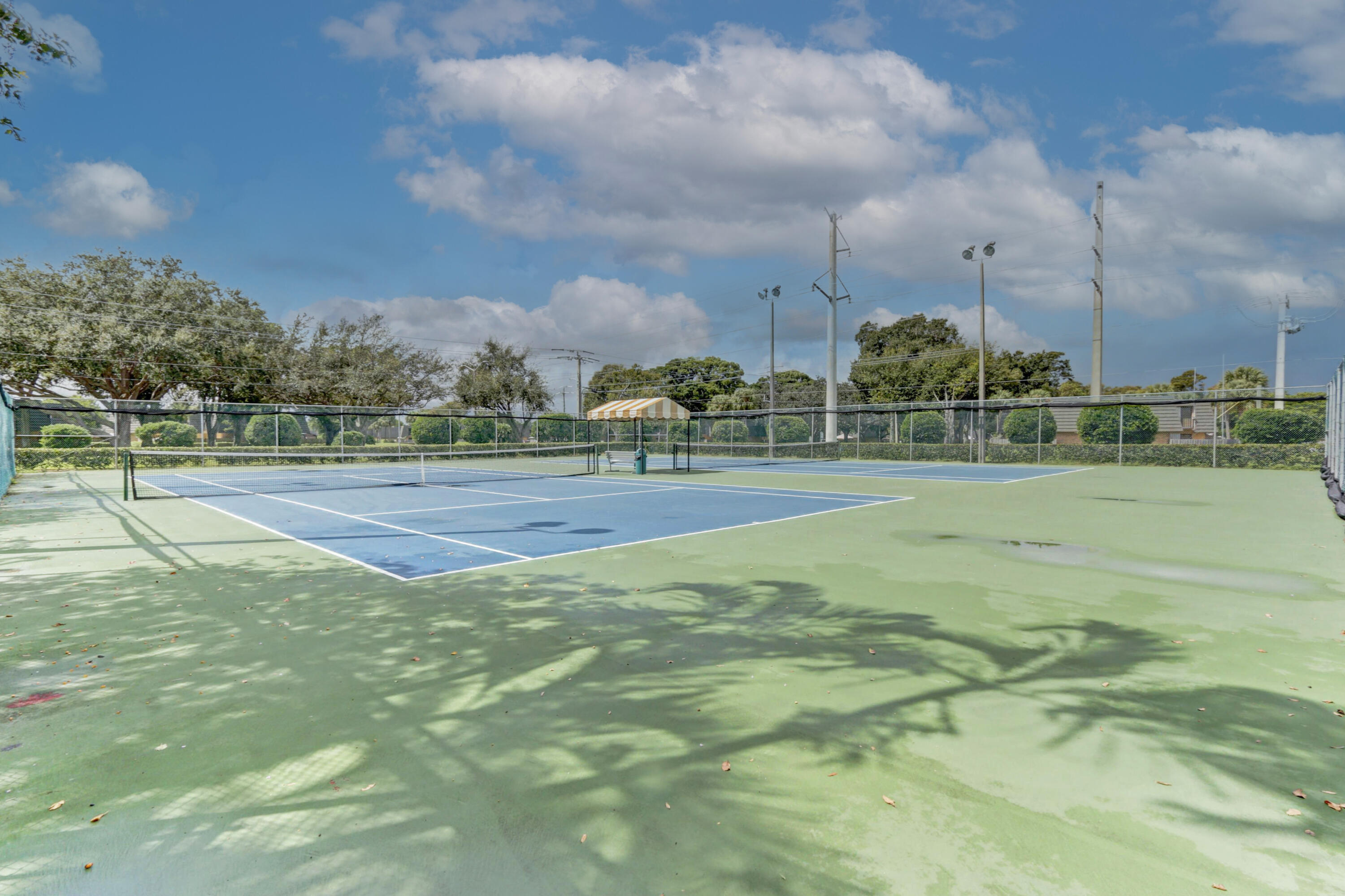 VILLAGE OF SANDALWOOD LAK - Residential Lease