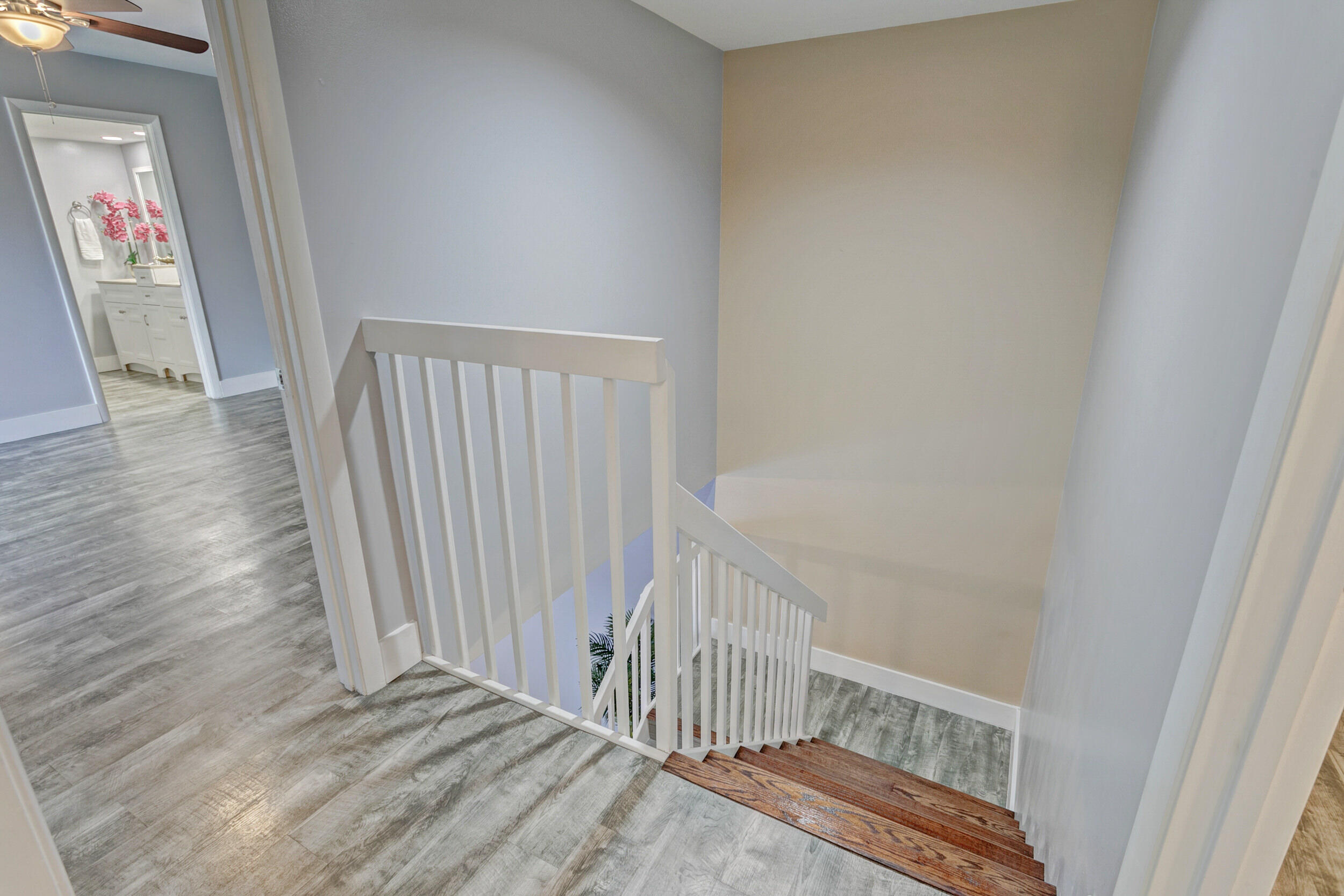 VILLAGE OF SANDALWOOD LAK - Residential Lease