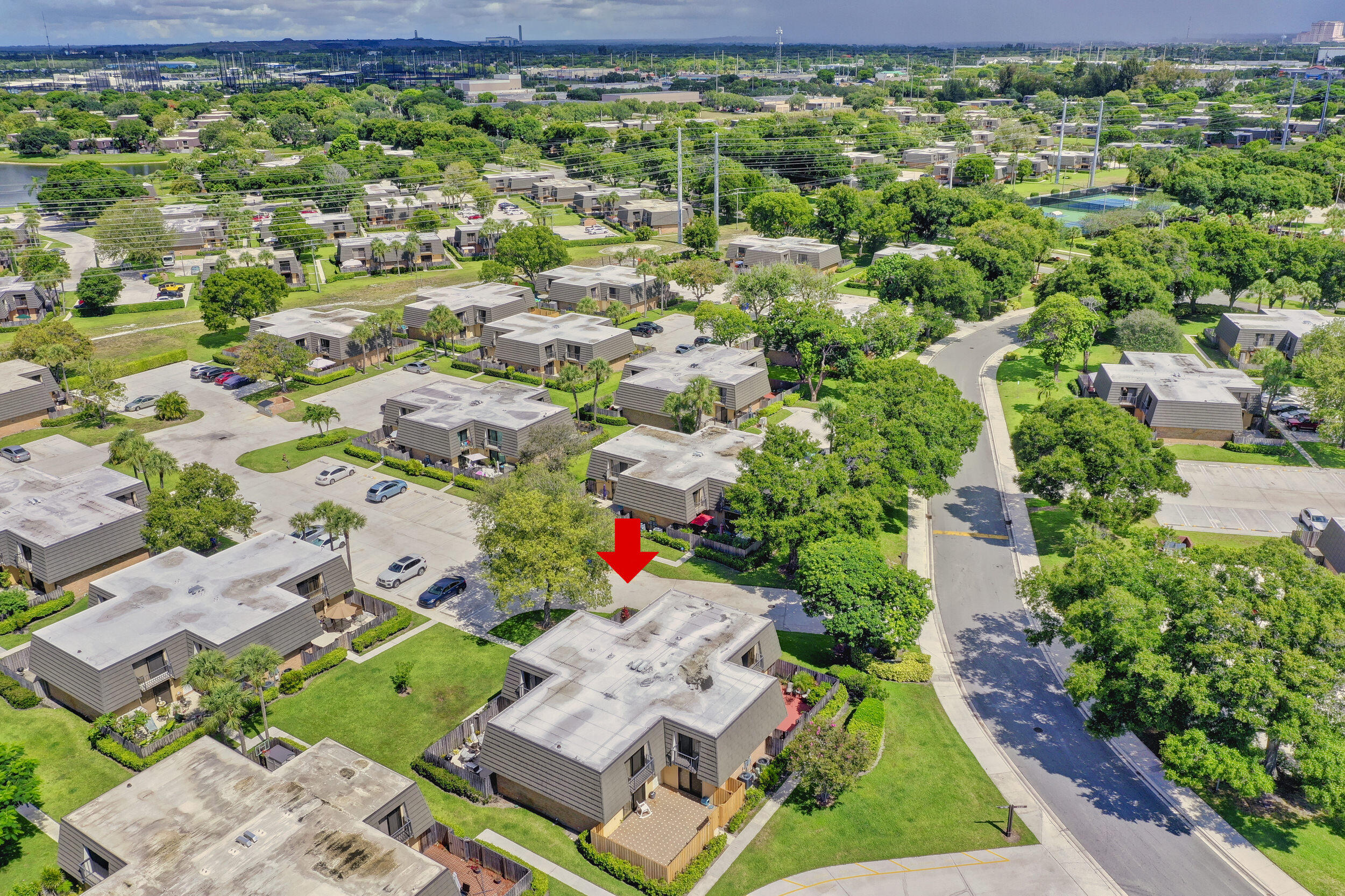 VILLAGE OF SANDALWOOD LAK - Residential Lease