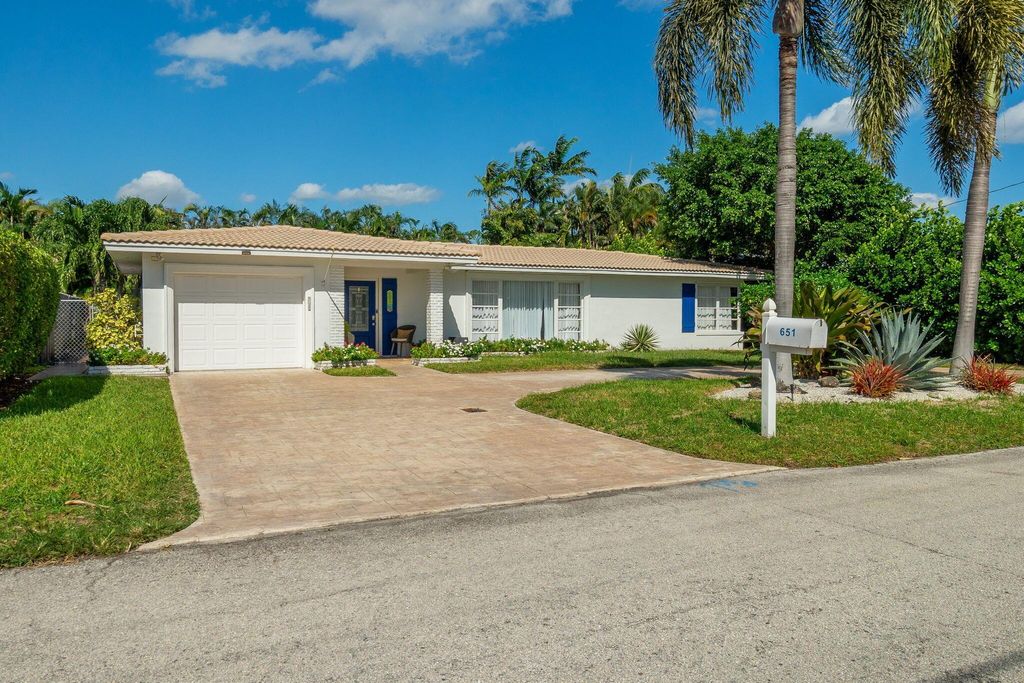 Photo of 651 Ocean Inlet Drive, Boynton Beach, FL 33435 (MLS # R11137291)