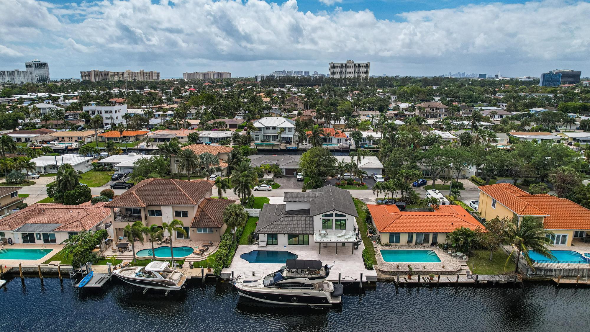 POMPANO ISLES SEC - Residential