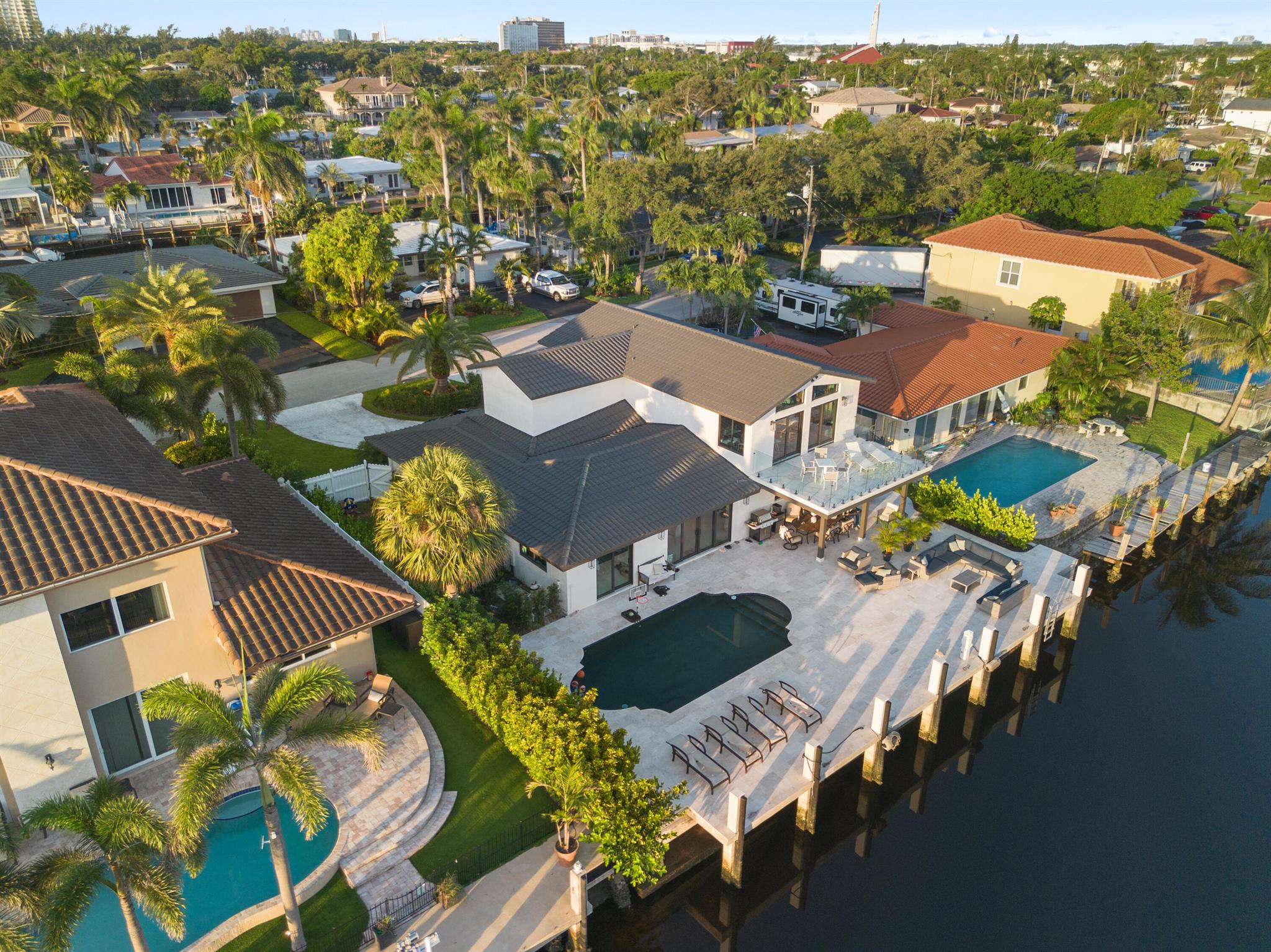 POMPANO ISLES SEC - Residential