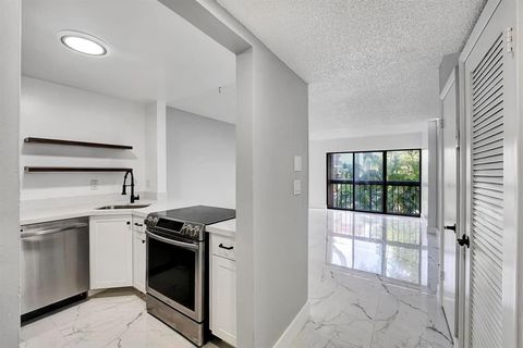 5495 NE 25th Ave 204 Fort Lauderdale FL 33308