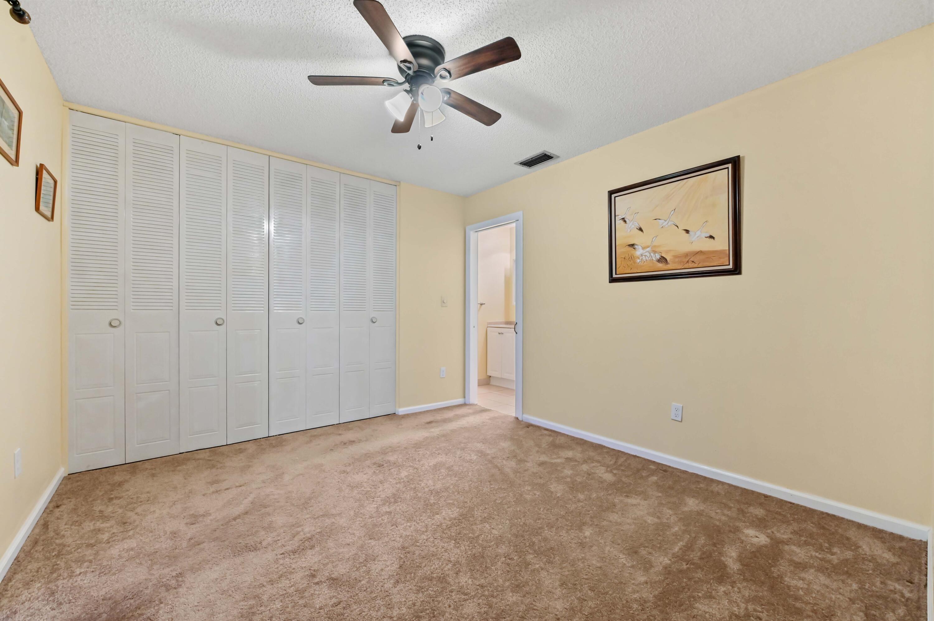 CRESTHAVEN TOWNHOMES - Residential