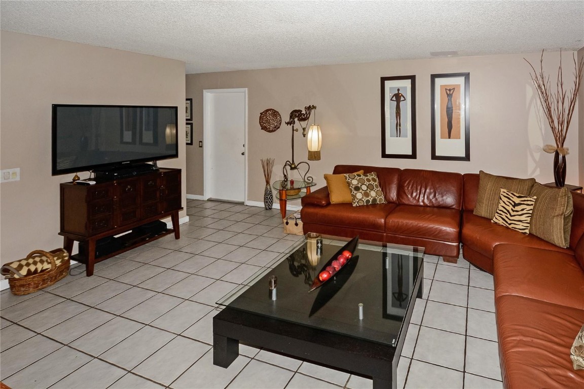 Country Isles Patio Homes - Residential Lease