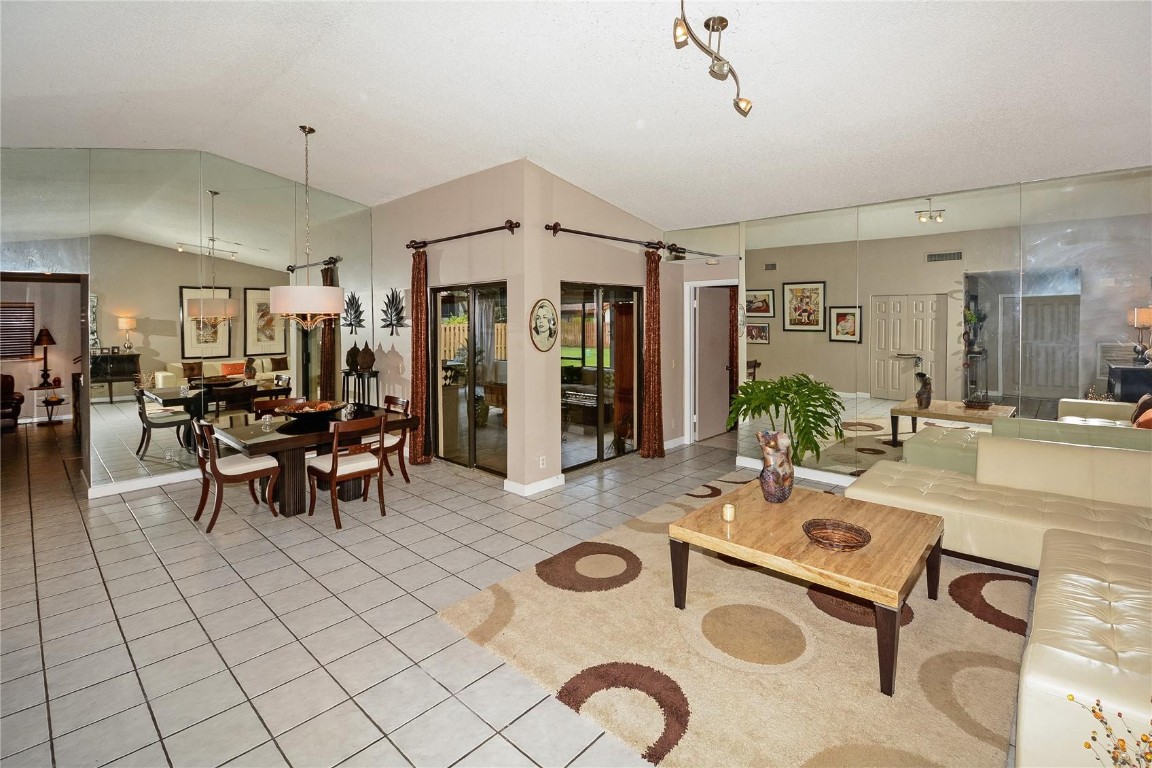 Country Isles Patio Homes - Residential Lease