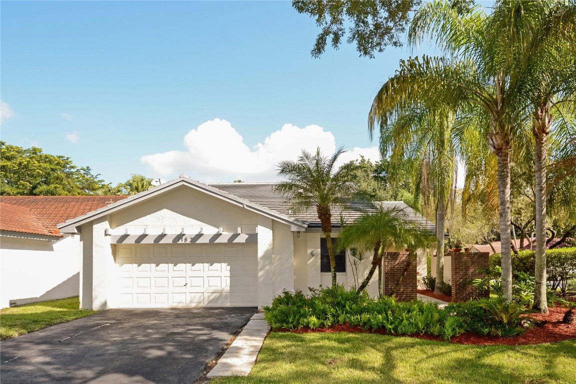 Country Isles Patio Homes - Residential Lease